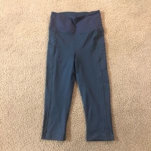 Patagonia lightweight pack out crop leggings